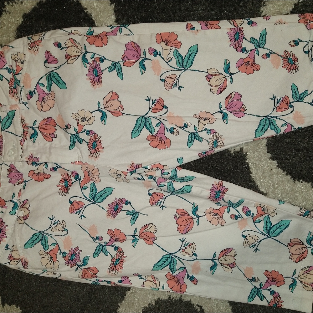 St John's Bay capri pants